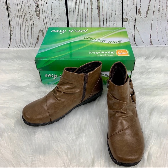 SOLD - Picture 5 of 8